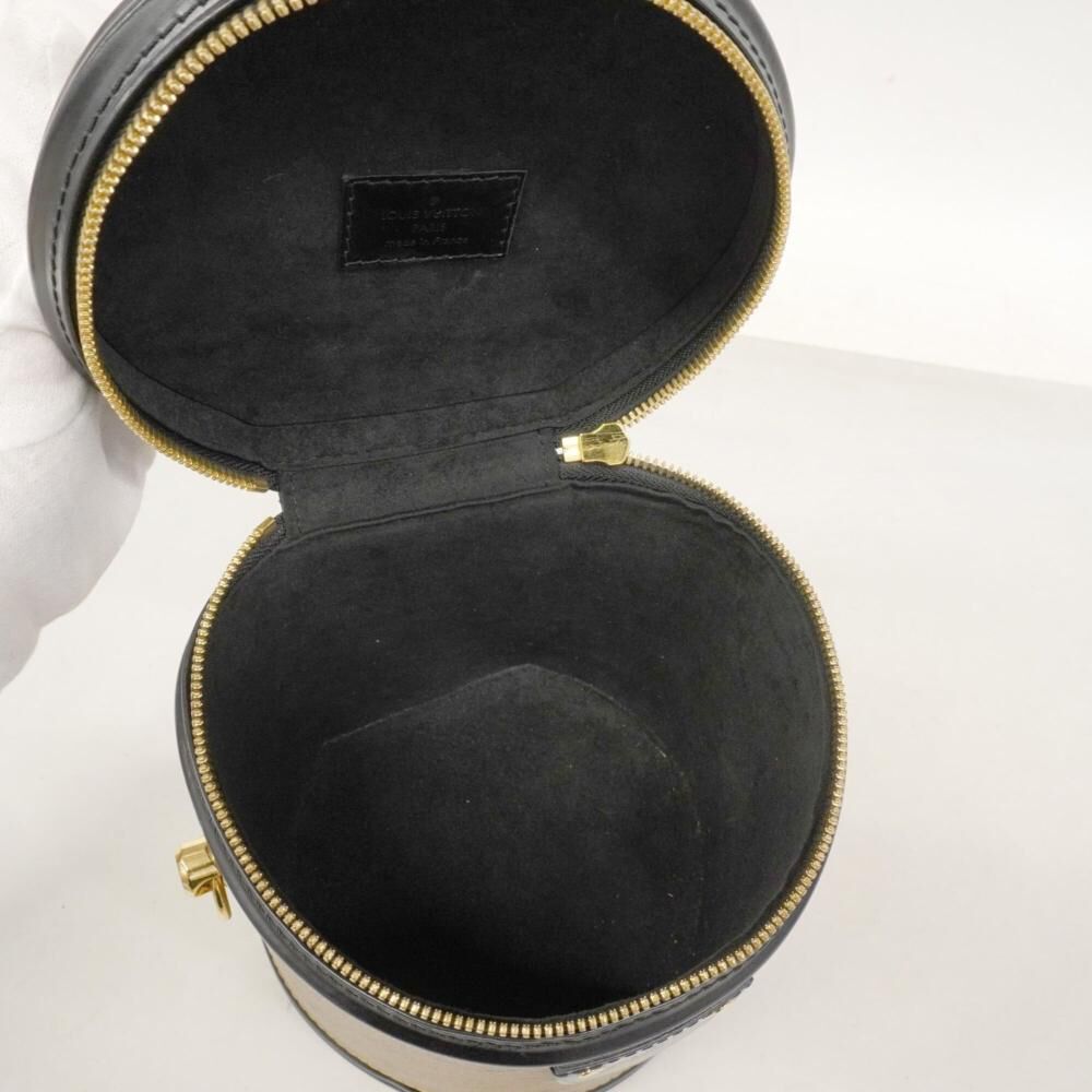 Louis Vuitton Cannes