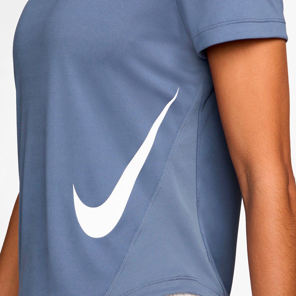 Tempo Swoosh Dri-Fit L&oslash;be T-shirt