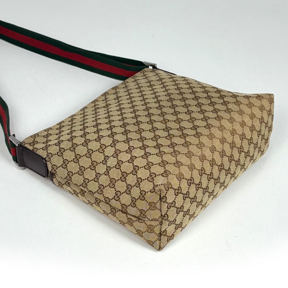Gucci Shoulder Bag