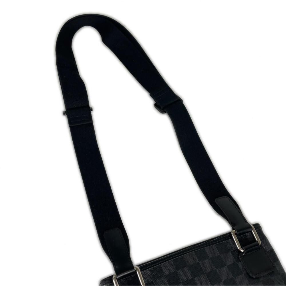 Louis Vuitton Shoulder Bags