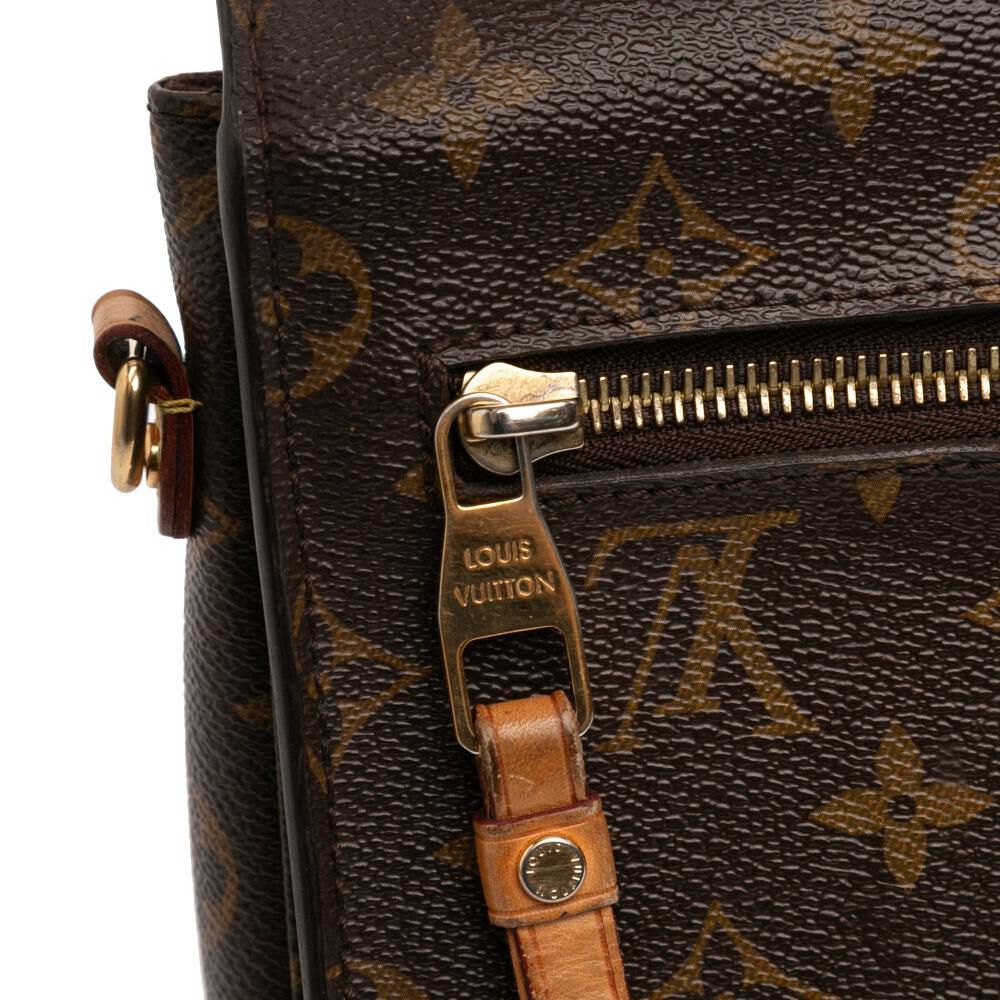 Louis Vuitton Pochette M&eacute;tis