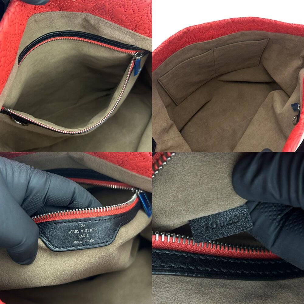 Louis Vuitton Shoulder Bags