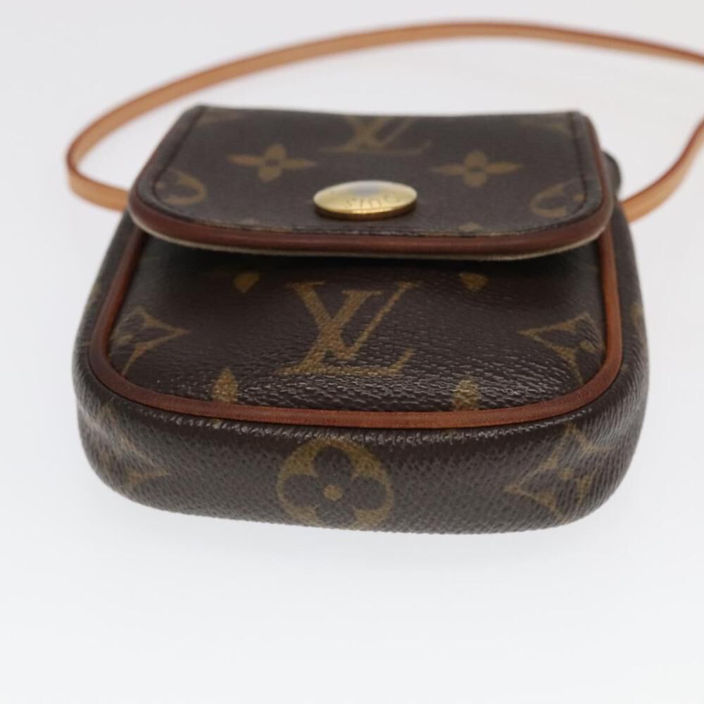 Louis Vuitton Shoulder Bags