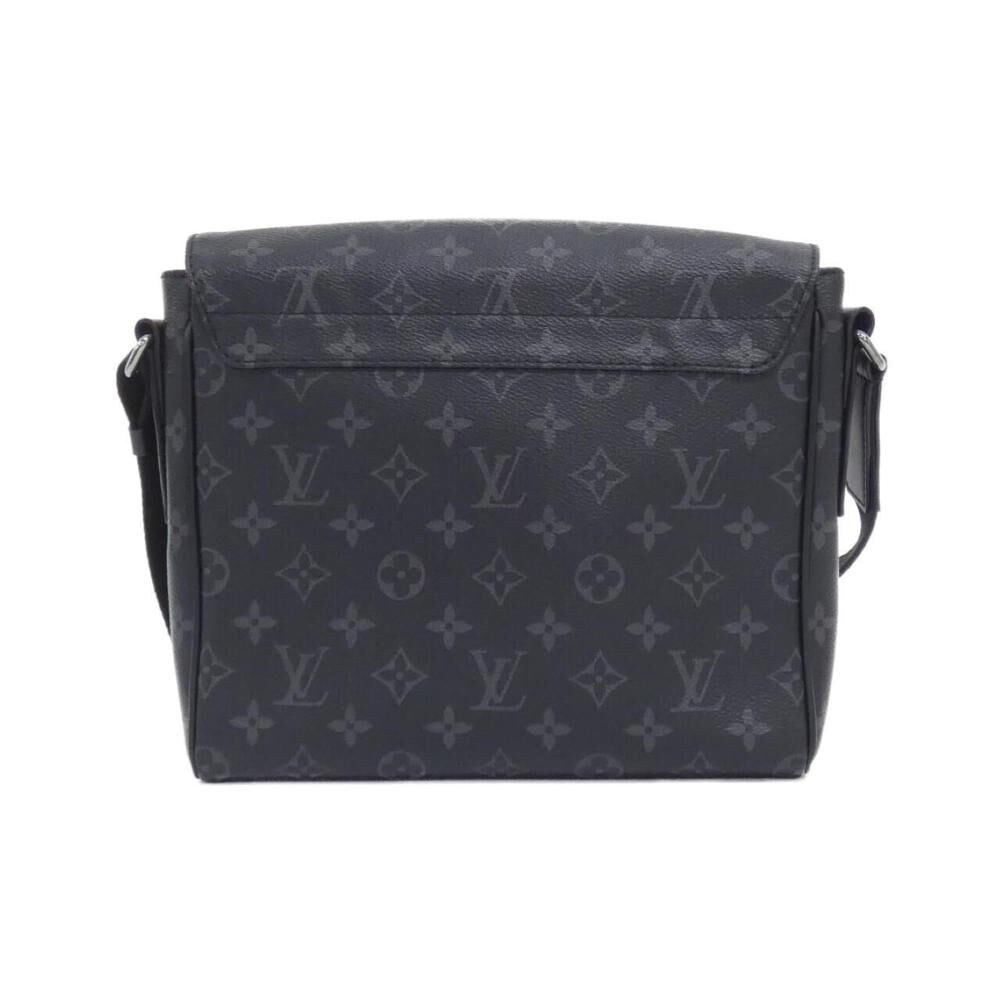 Louis Vuitton District