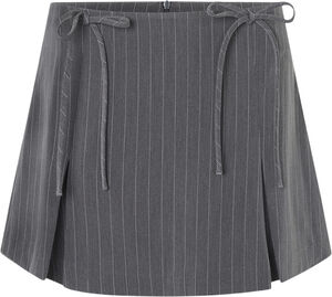 EmiliaMD bow skirt