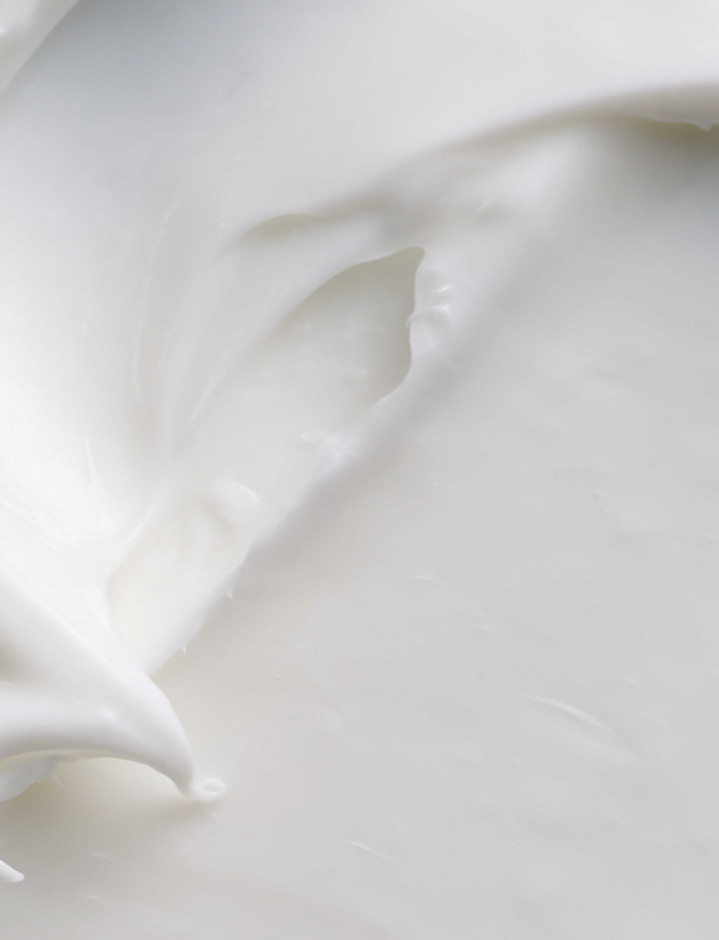 The Ritual of Ayurveda Whipped Body Cream 220ml