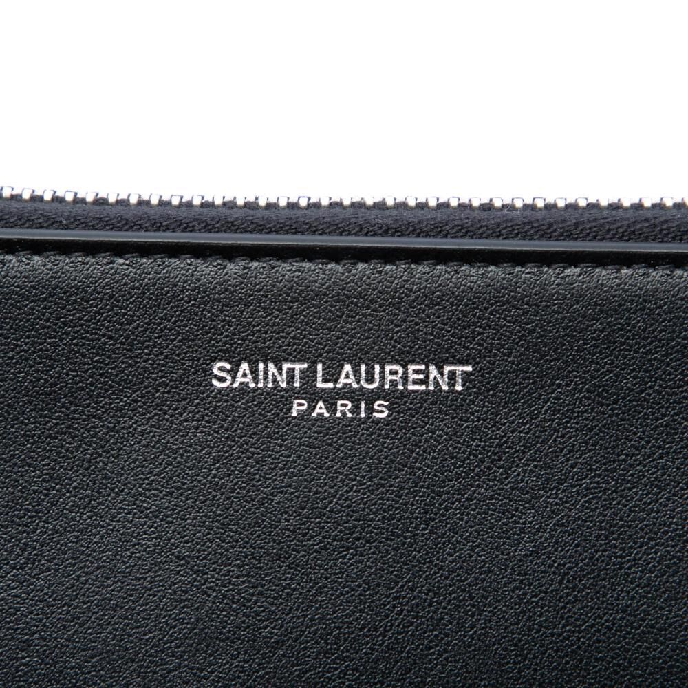 Yves Saint Laurent Clutch