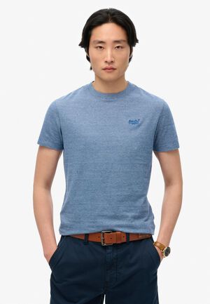 ESSENTIAL LOGO EMB TEE