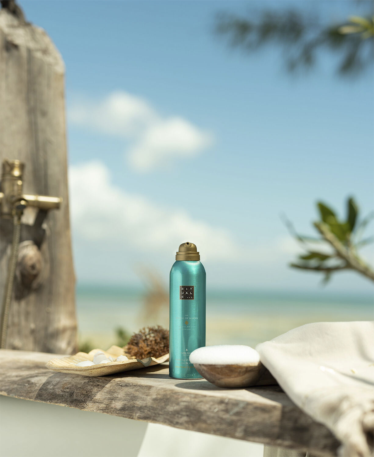 The Ritual of Karma Foaming Shower Gel