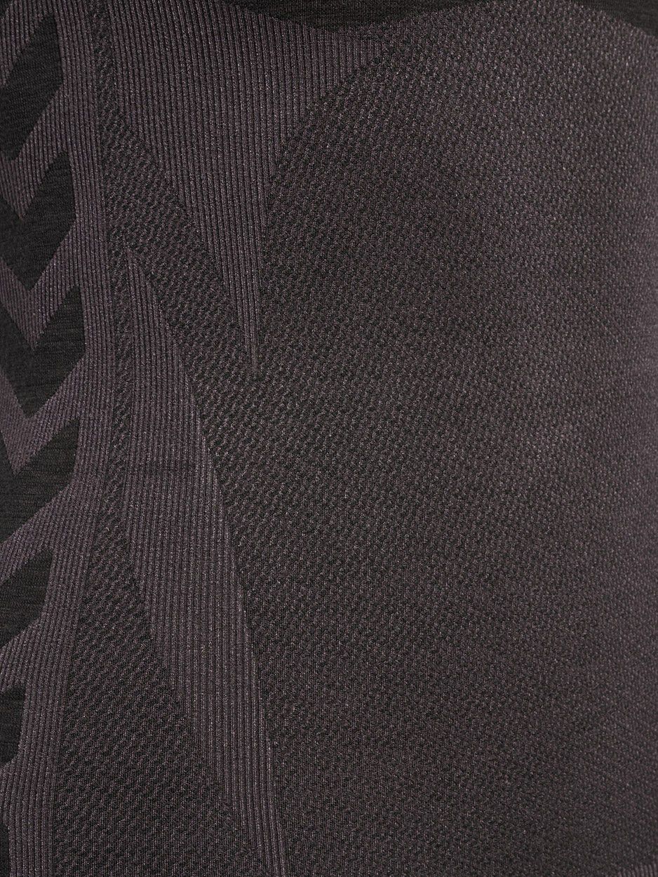 Clea Seamless top