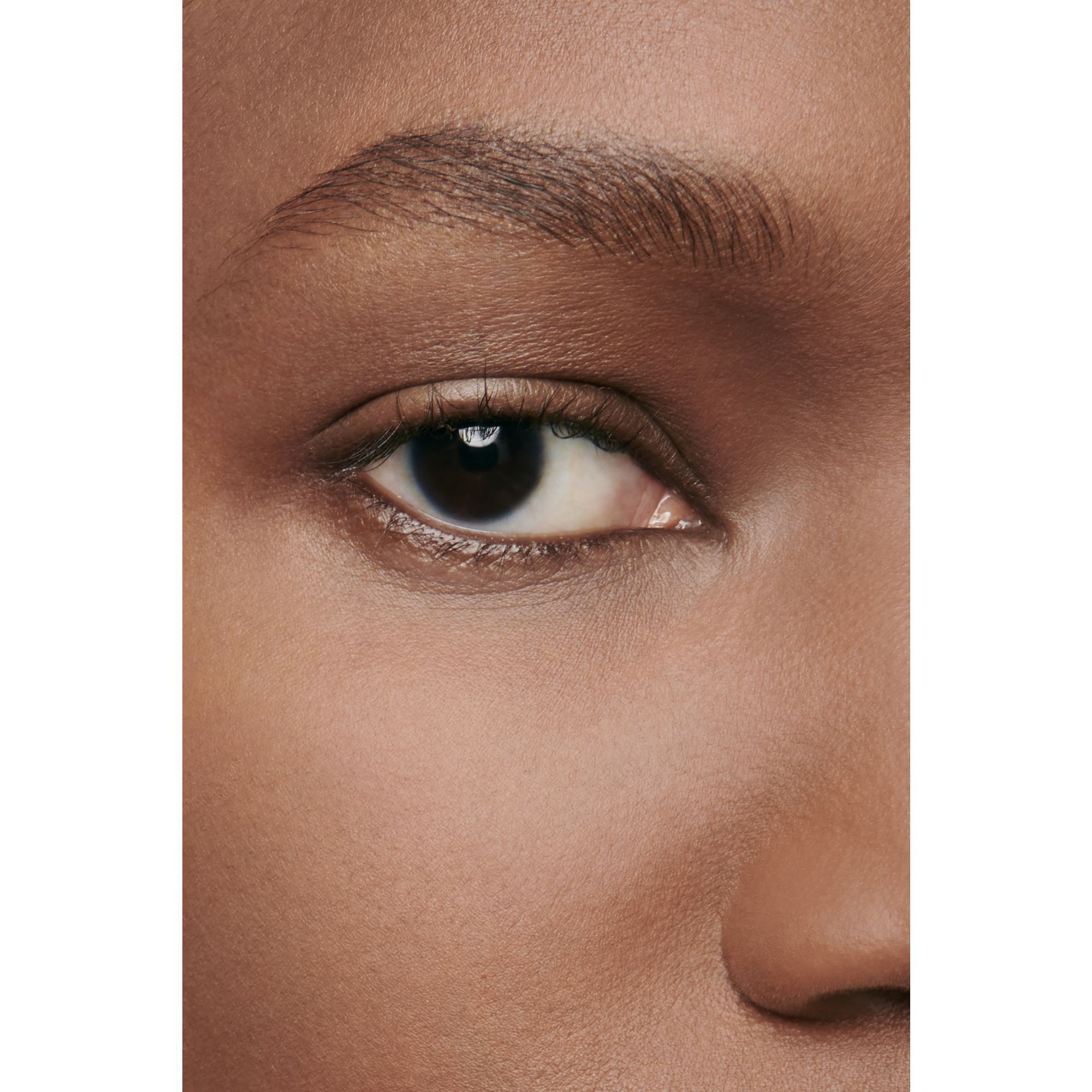 ULTRAWEAR  ALL-DAY COMFORT  FLAWLESS FINISH CONCEALER