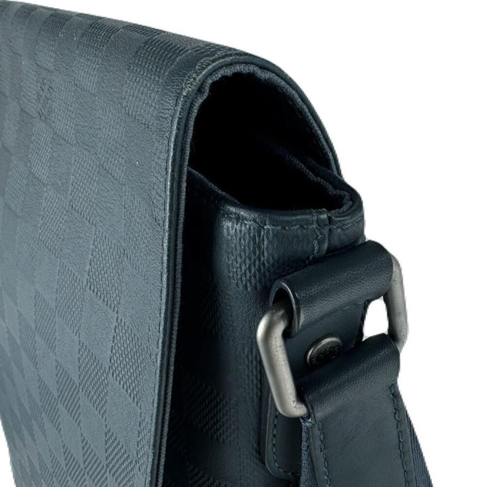 Louis Vuitton District