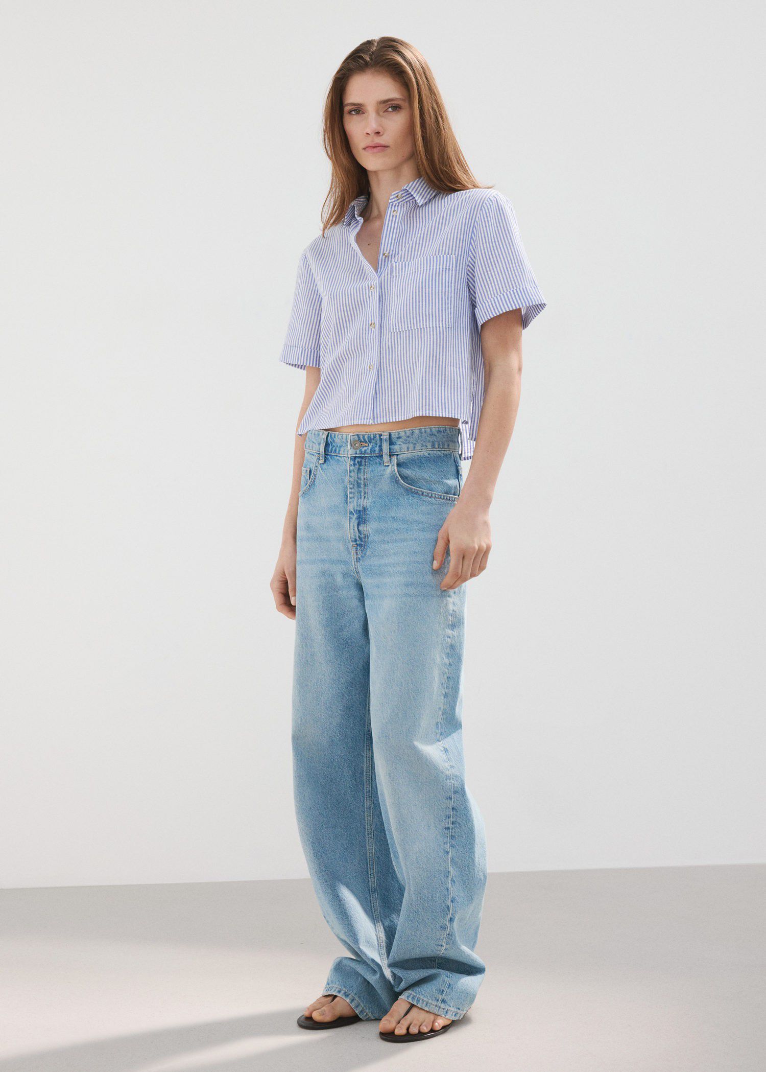 Short sleeve striped shirt
