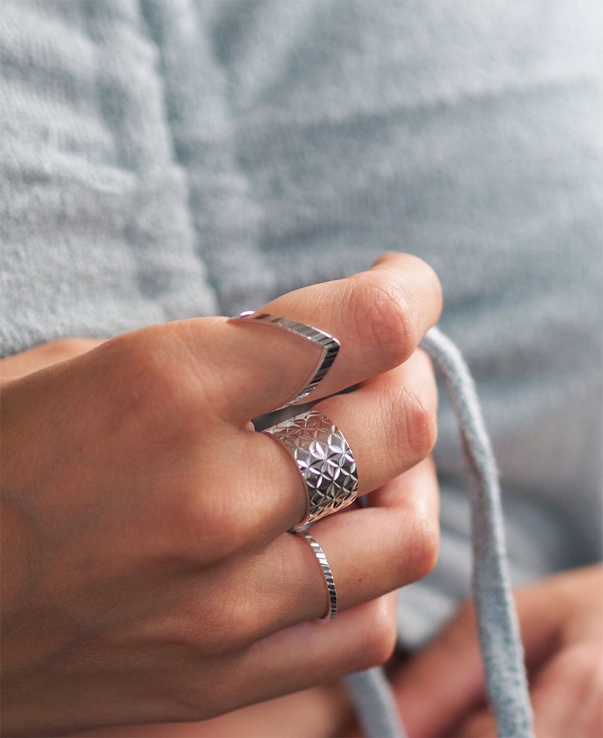 Reflection V-ring, sterling silver-46