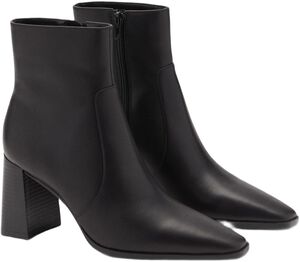 ANKLE BOOTS. -- PALA