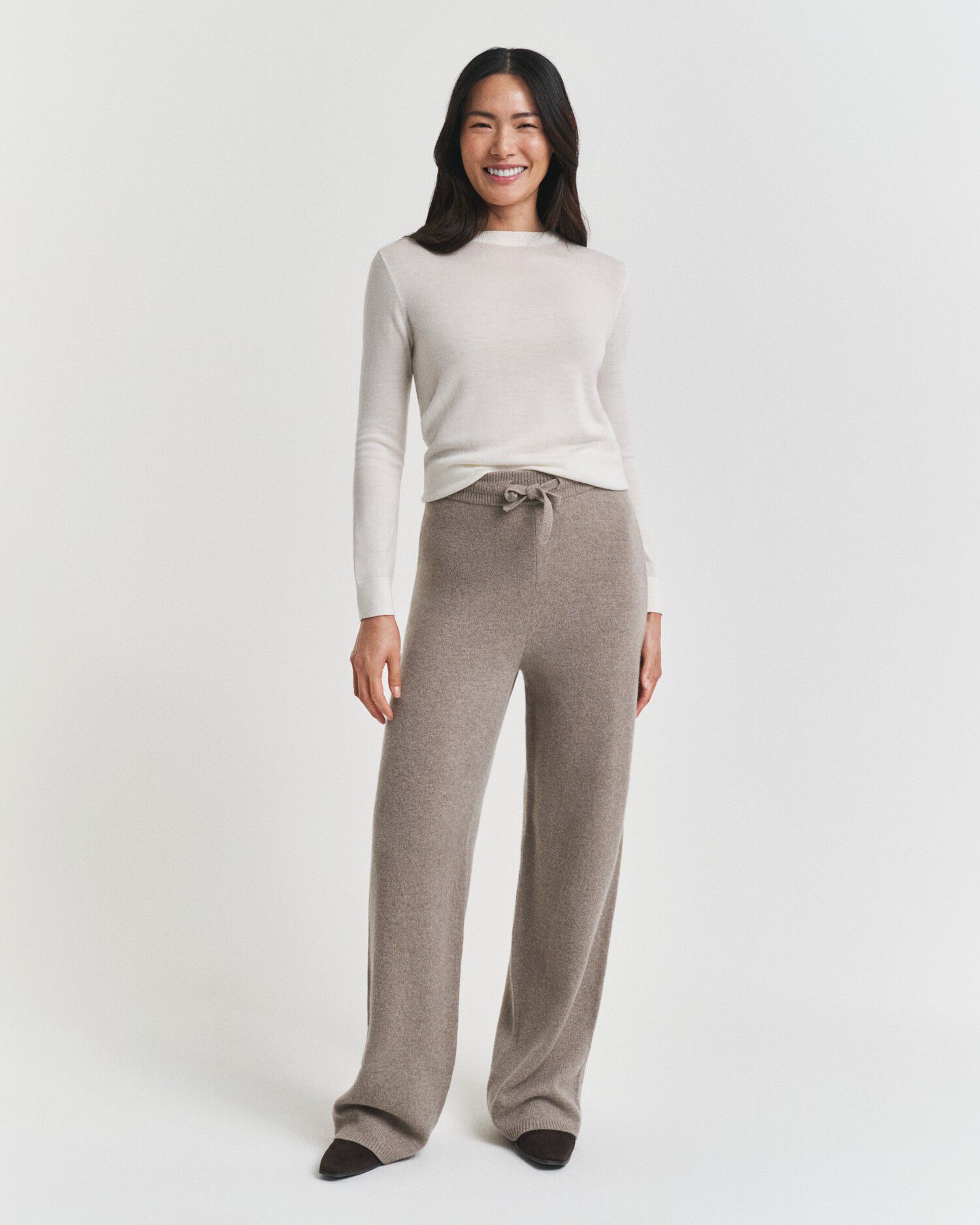 WOOL KNITTED PANTS