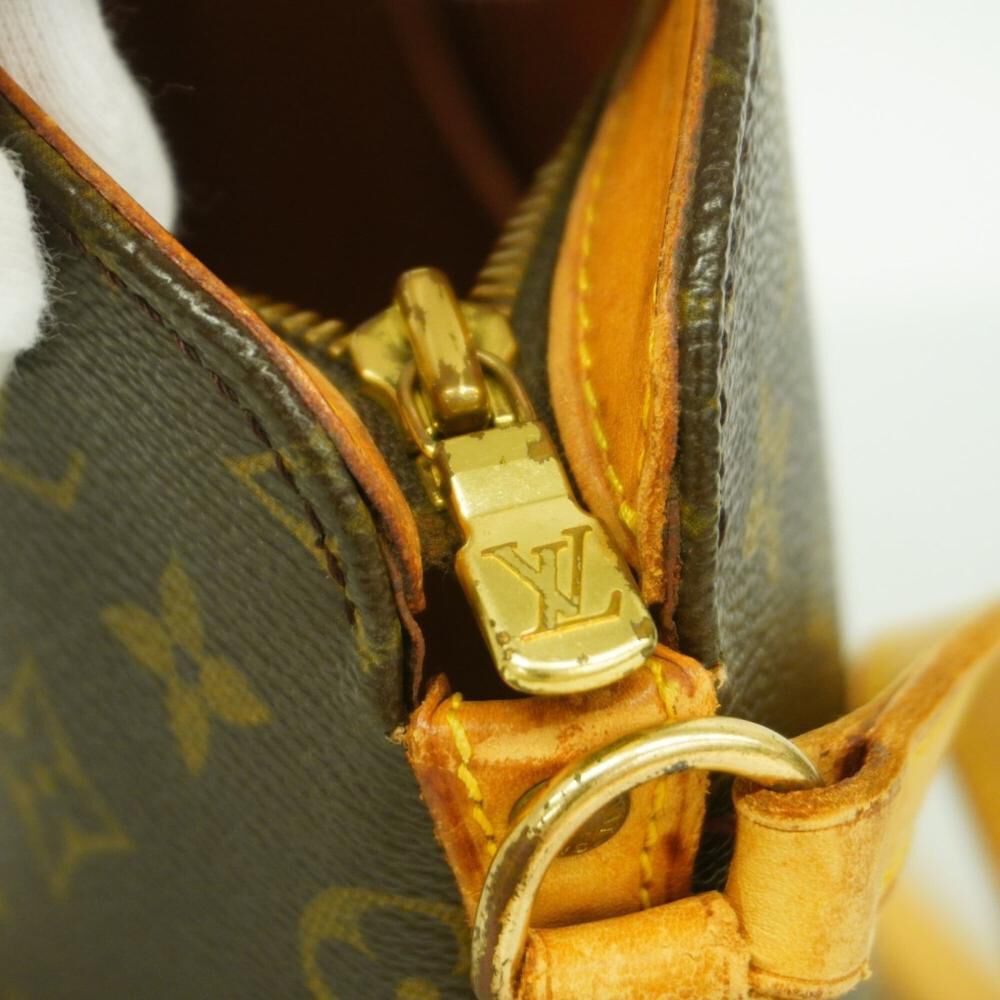 Louis Vuitton Shoulder Bags