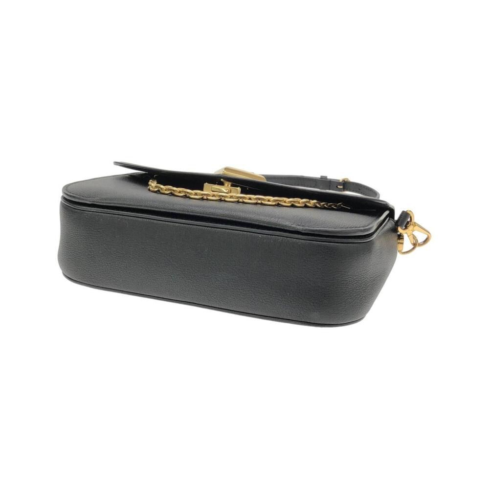 Louis Vuitton Messenger