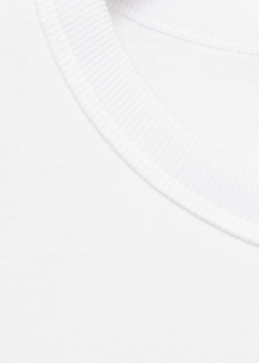 Short-sleeved cotton t-shirt