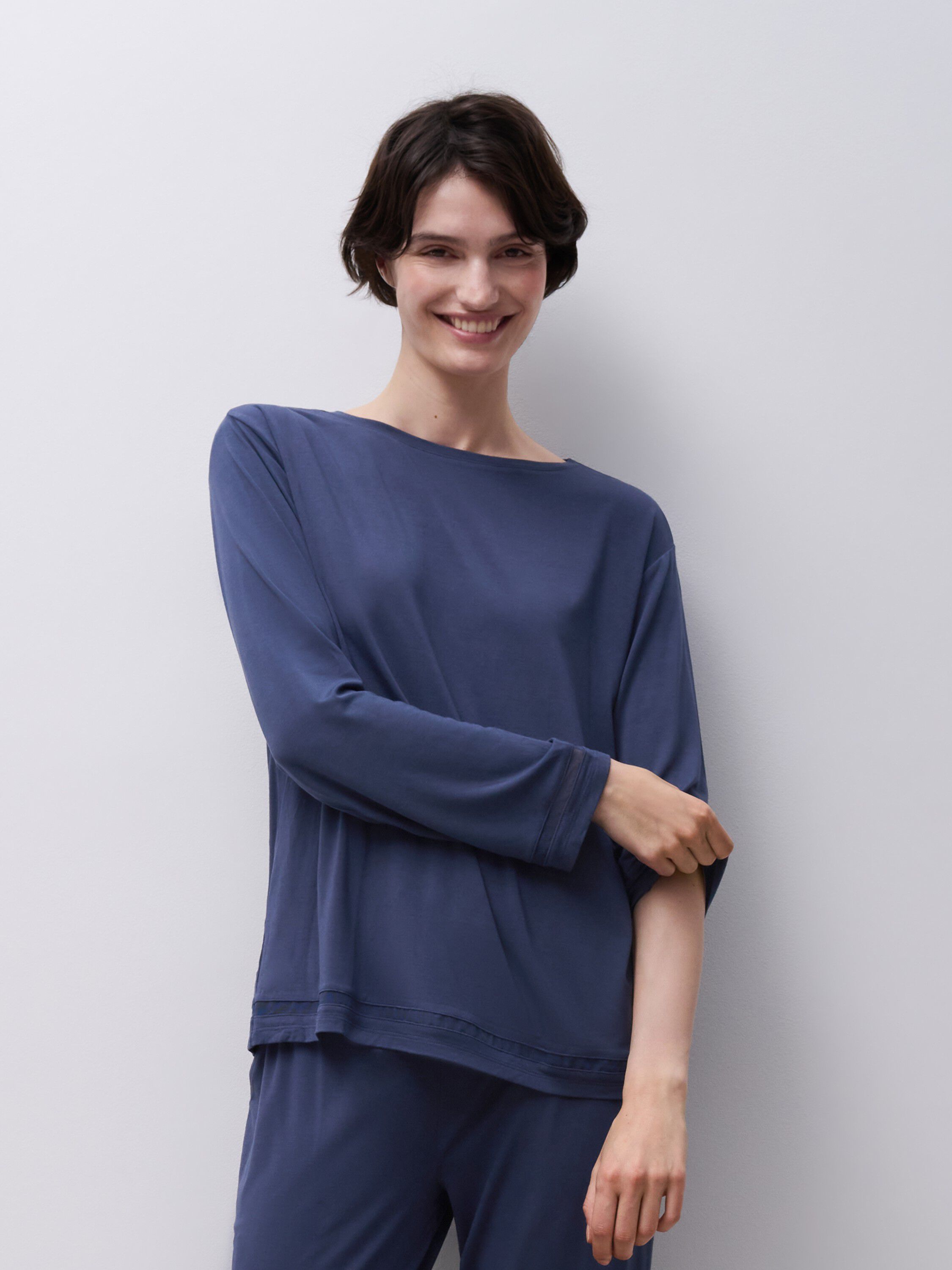 Joe Long sleeve top
