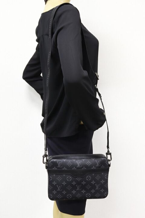 Louis Vuitton Messenger