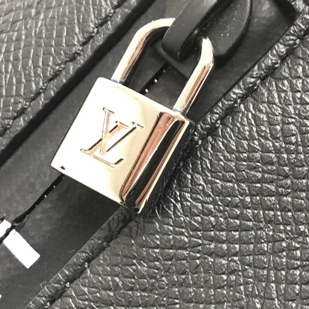 Louis Vuitton Bucket Bag