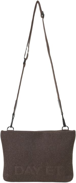 Day Woolen CB Pouchy