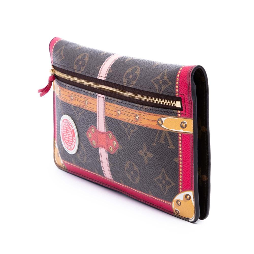 Louis Vuitton Shoulder Bags