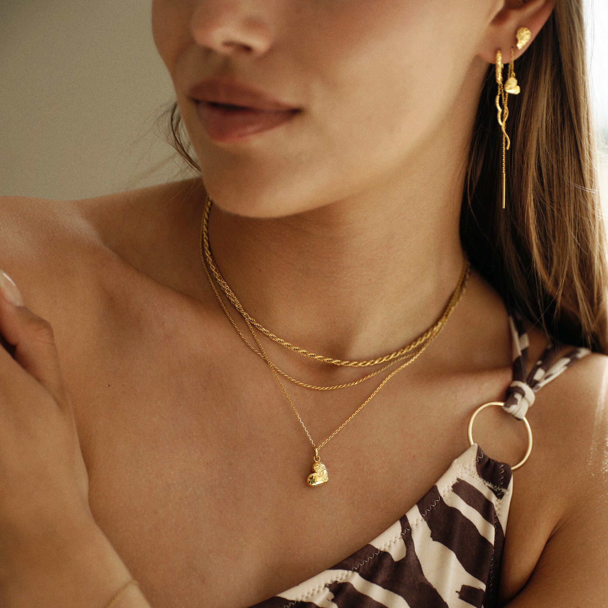 Small Twisted Sparkly Necklace