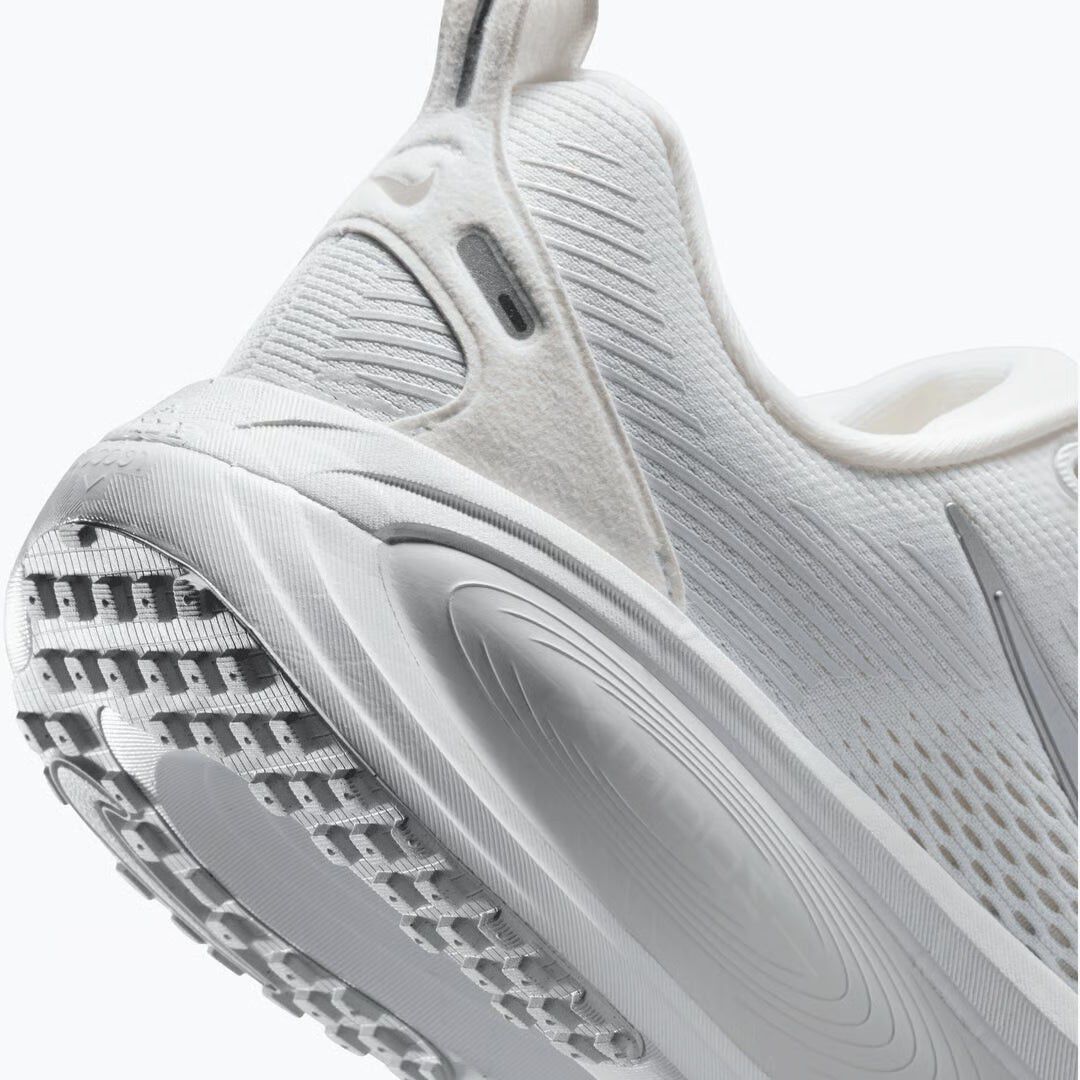 Vomero 18 L&oslash;besko