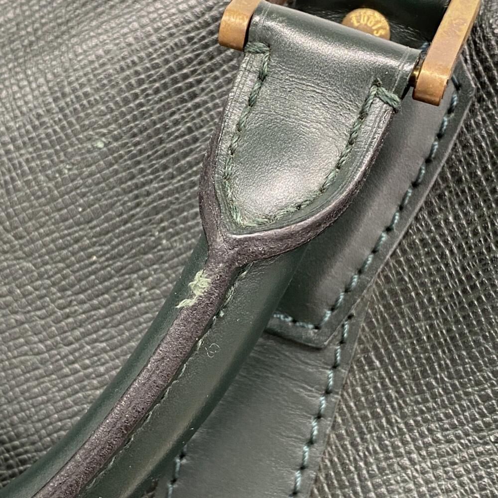 Louis Vuitton Taiga Kendall