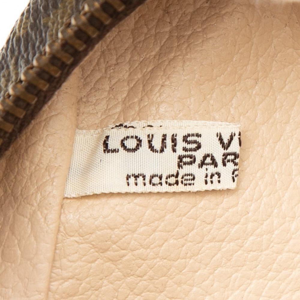 Louis Vuitton Trousse Toilette