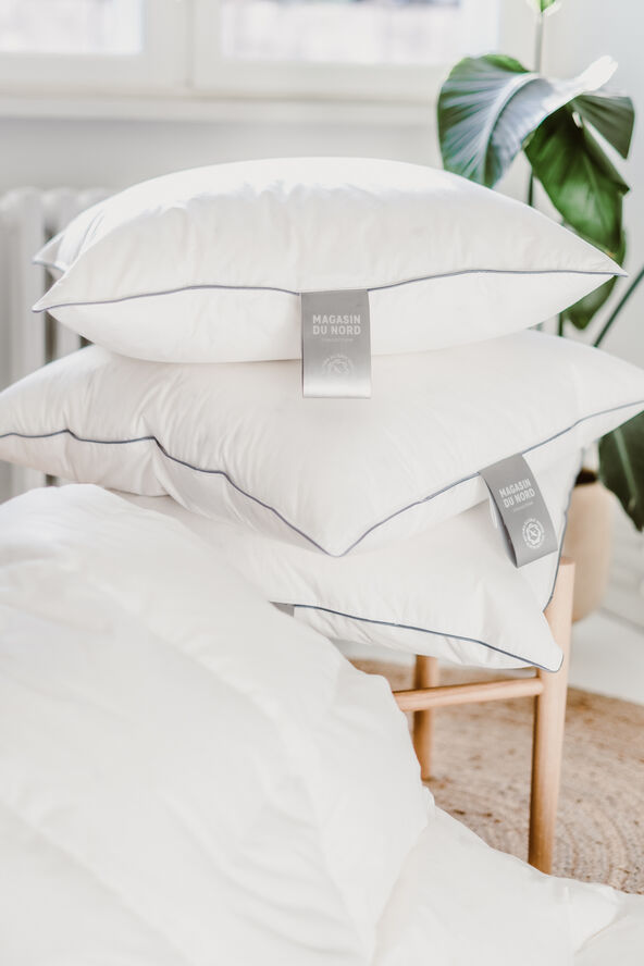 Magasin Sølv 3-Lags pude Høj 60x63 cm.