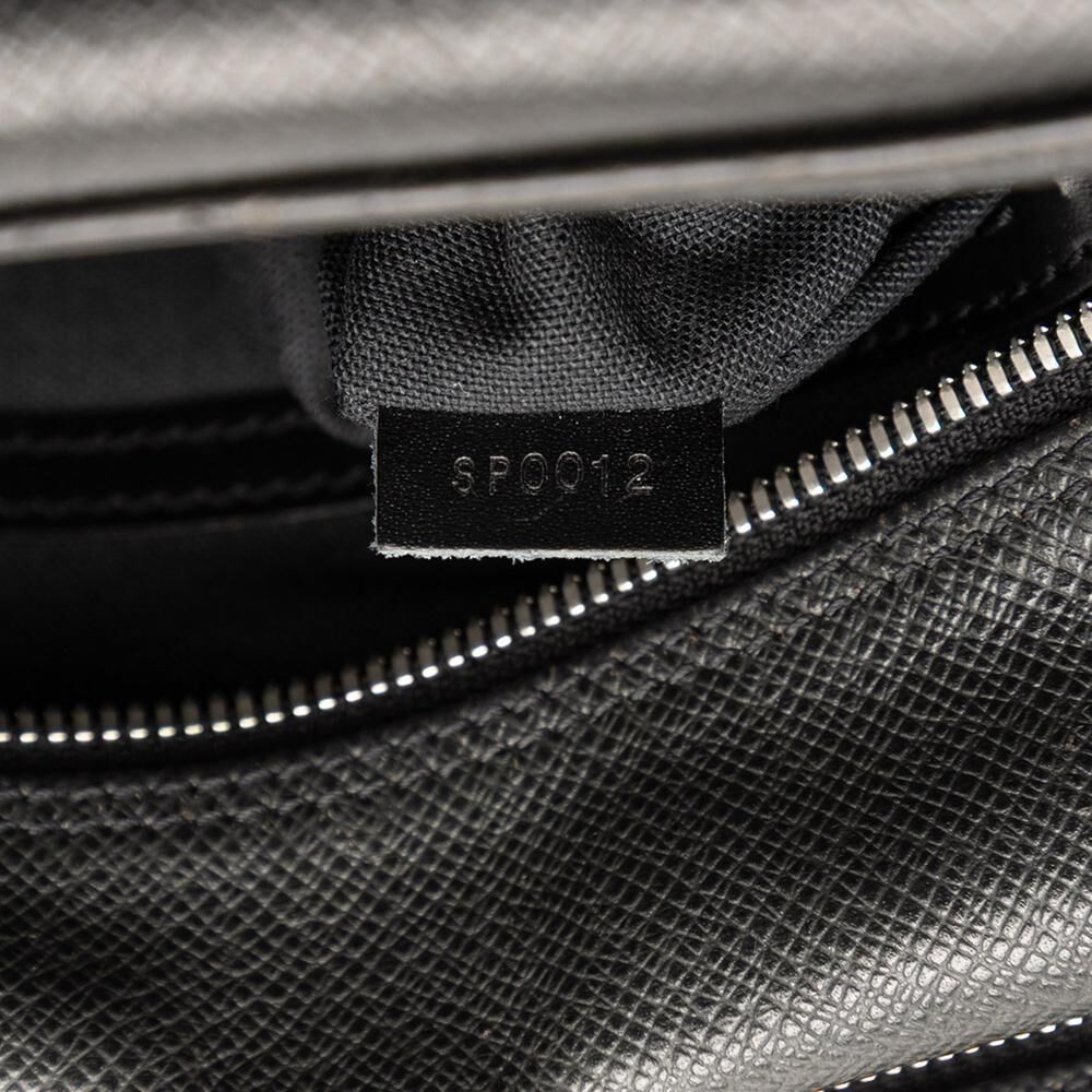 Louis Vuitton Reporter