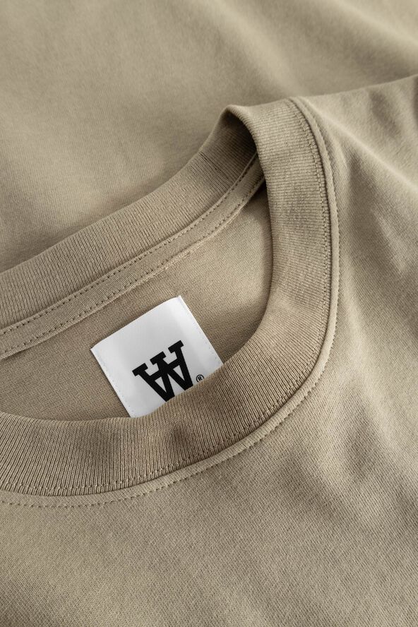 WWLiam tee AAchest 25220