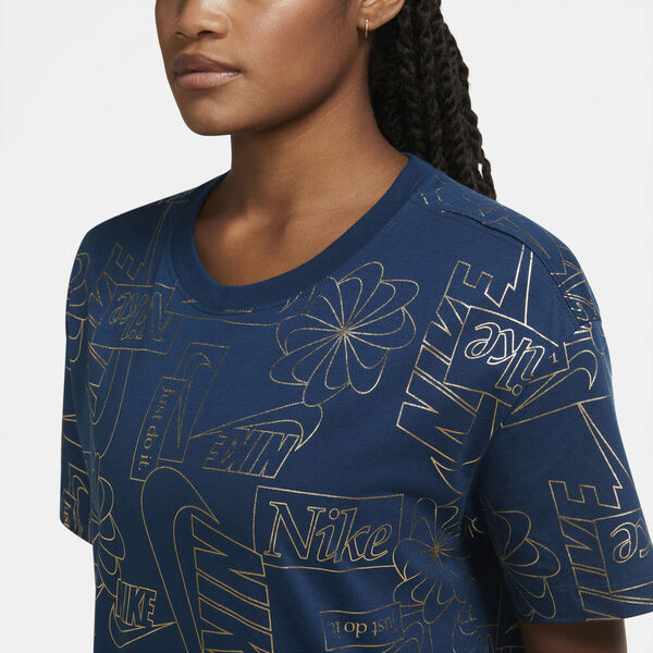 Nike Sportswear
