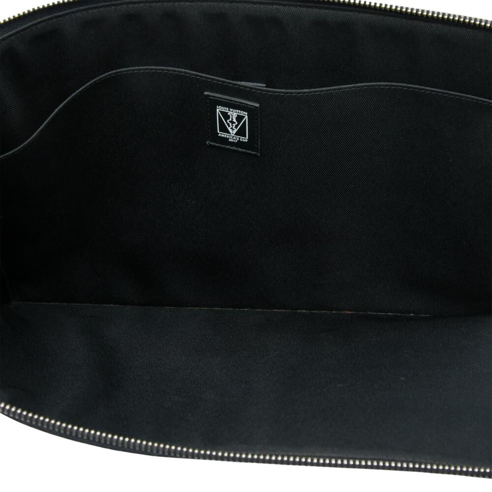 Louis Vuitton Clutch
