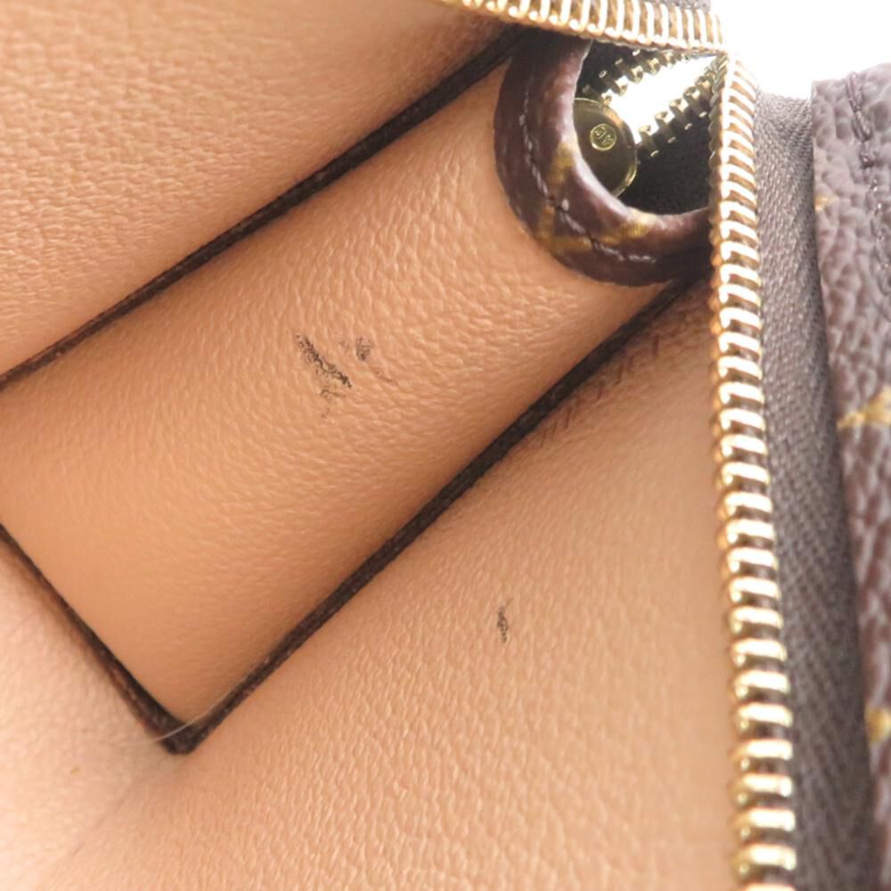 Louis Vuitton Poche Toilette