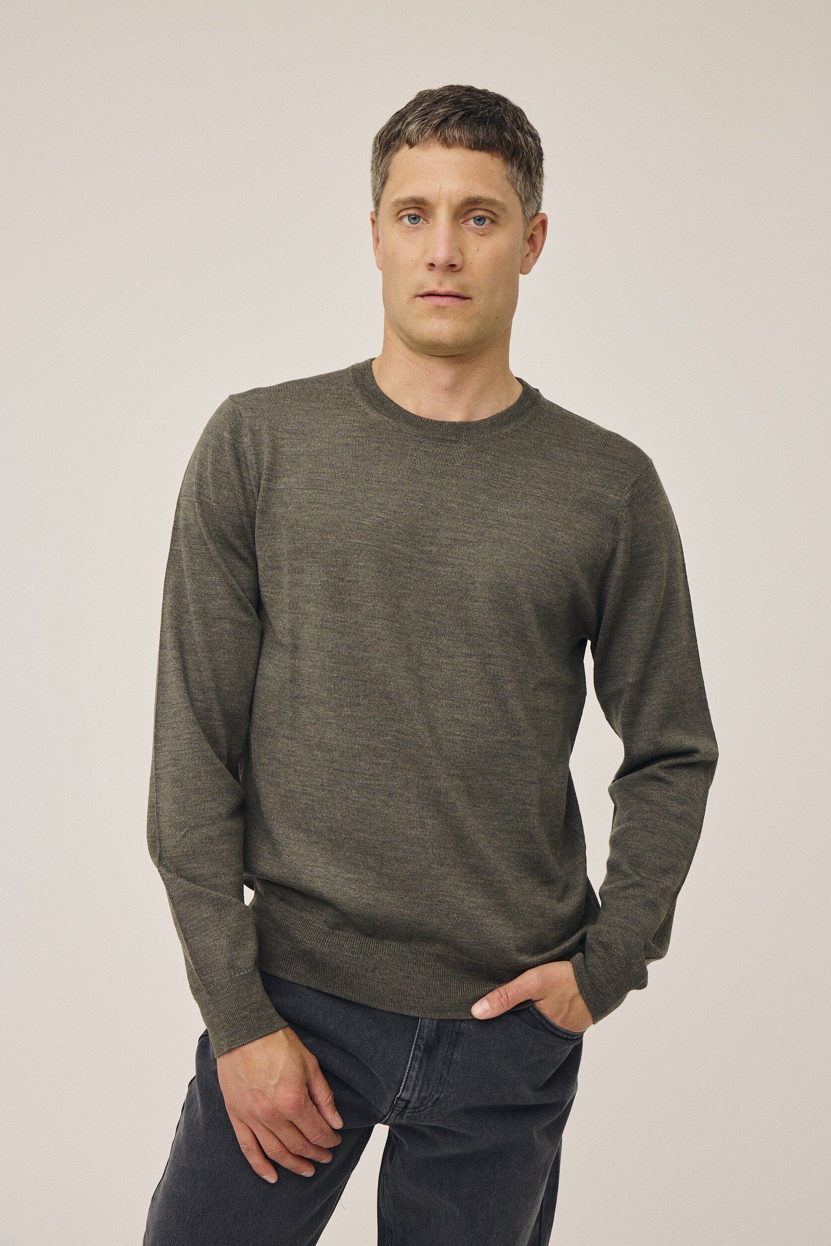 Morgan 2 - 100% RWS Merino Wool