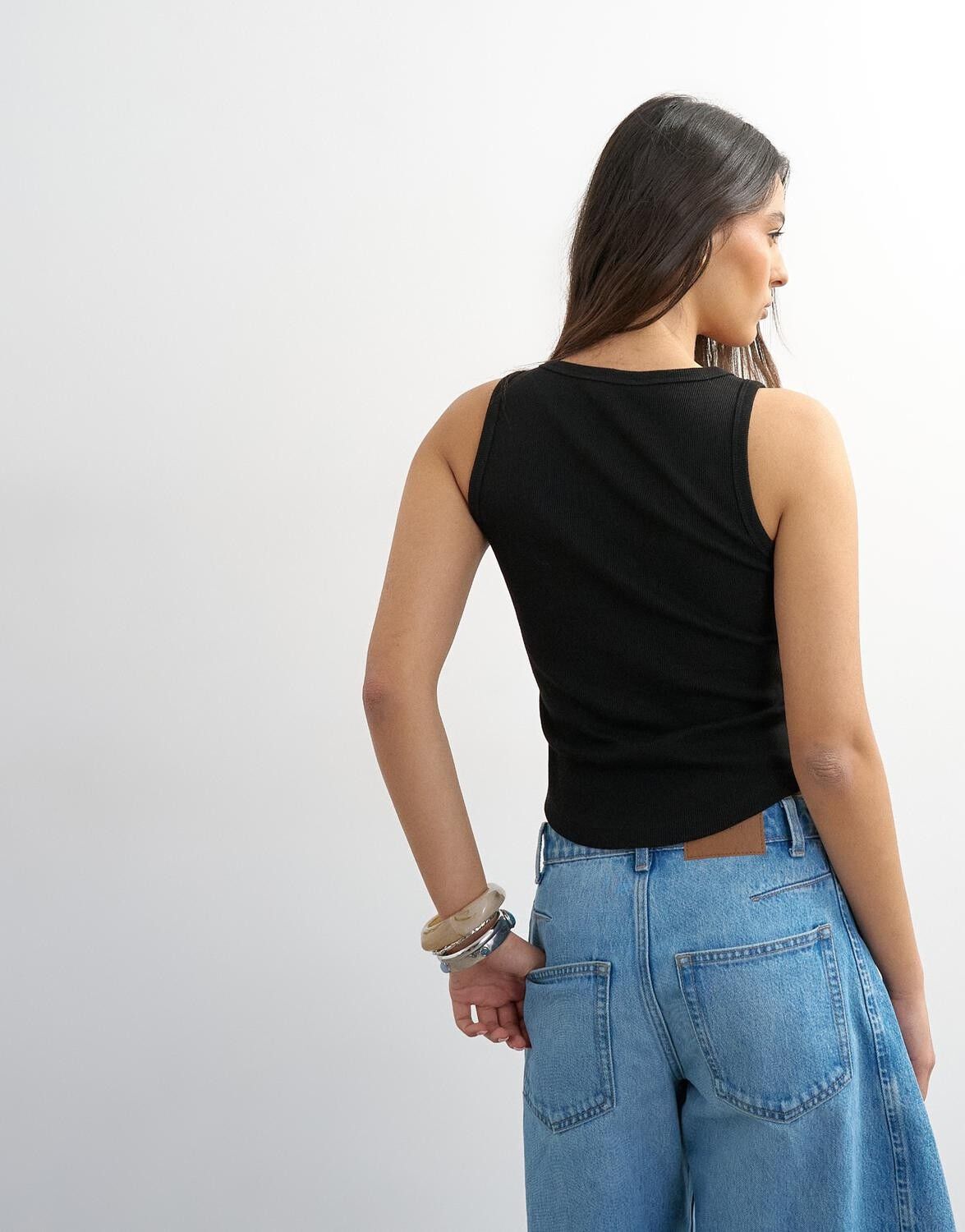 TSBRITT SL RIB SCOOP CURVE HEM VEST