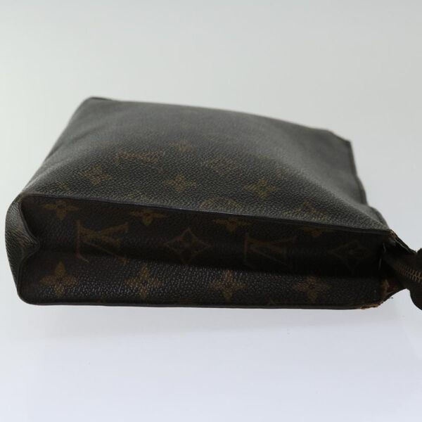 Louis Vuitton Poche Toilette