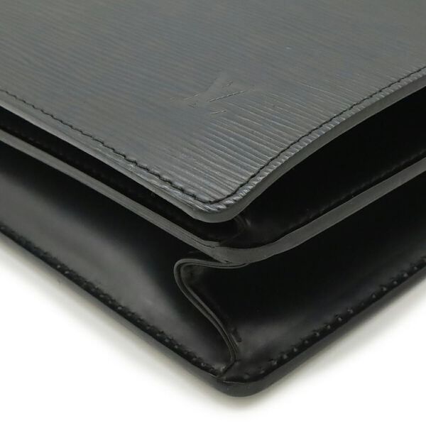 Louis Vuitton Serviette Ambassadeur