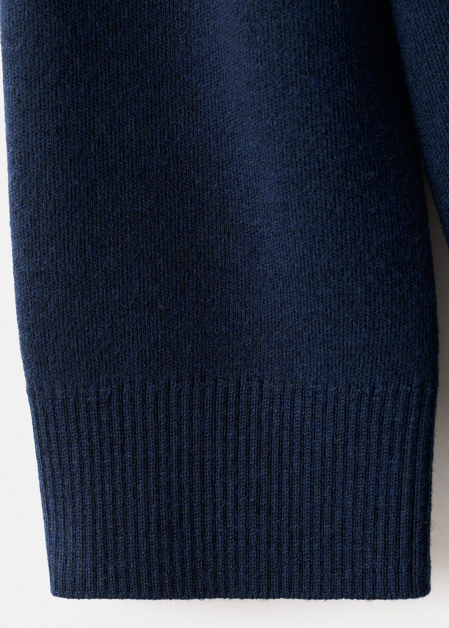 V-neck knitted cardigan