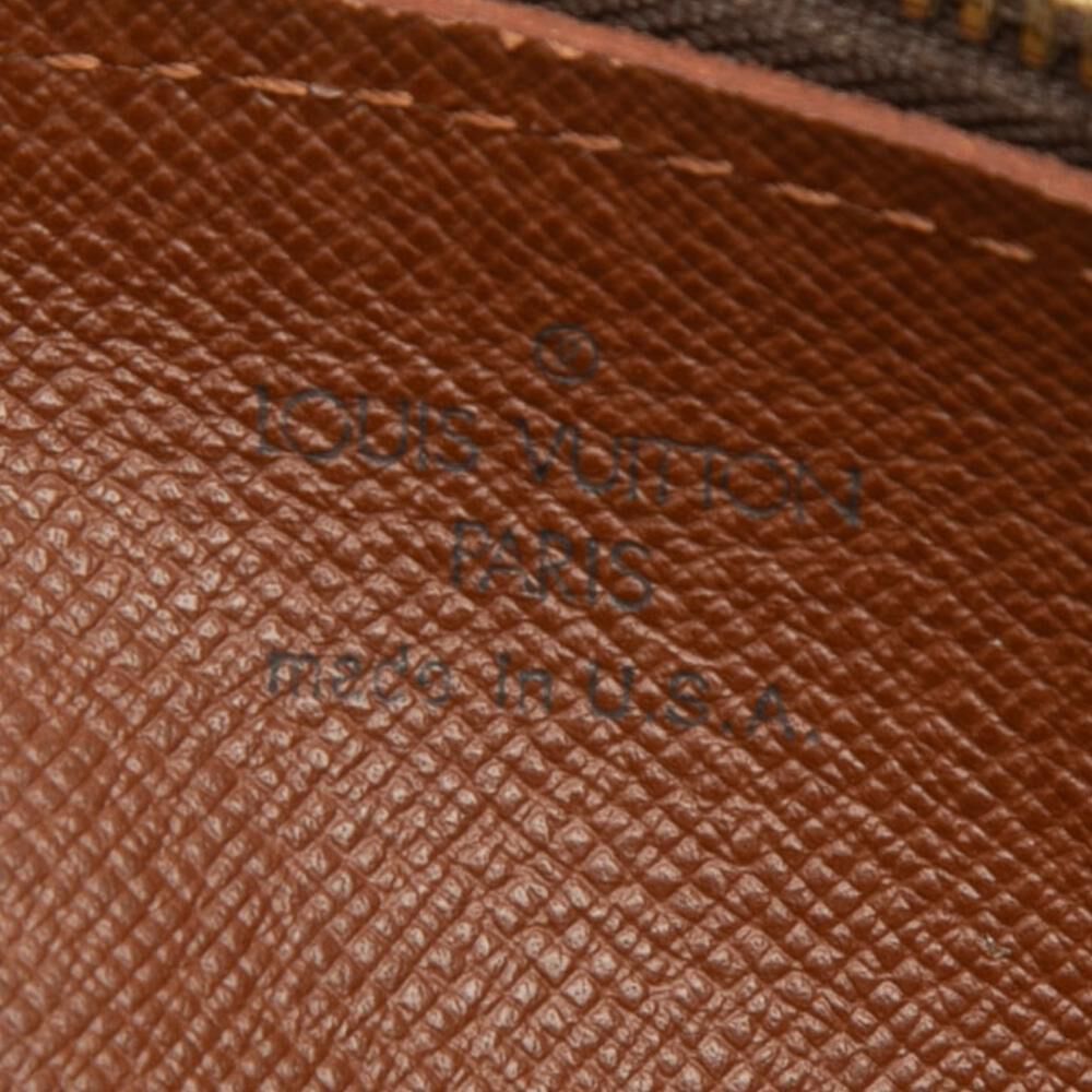 Louis Vuitton Papillon