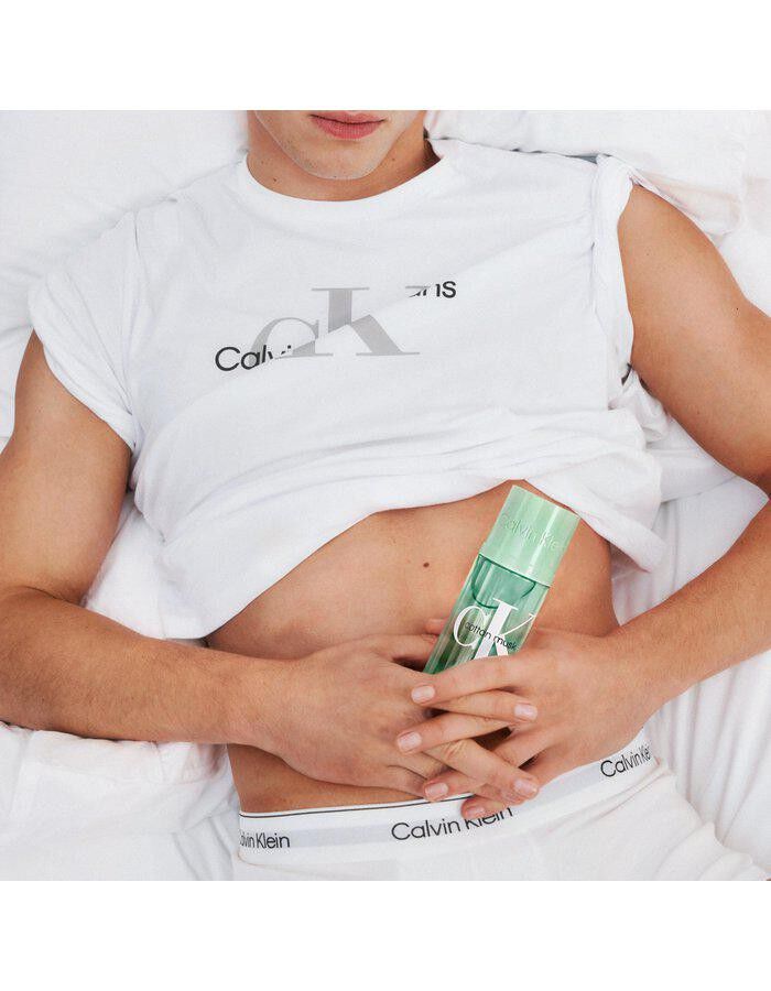 Calvin Klein Cotton Musk Hair & Body Mist 236 ml