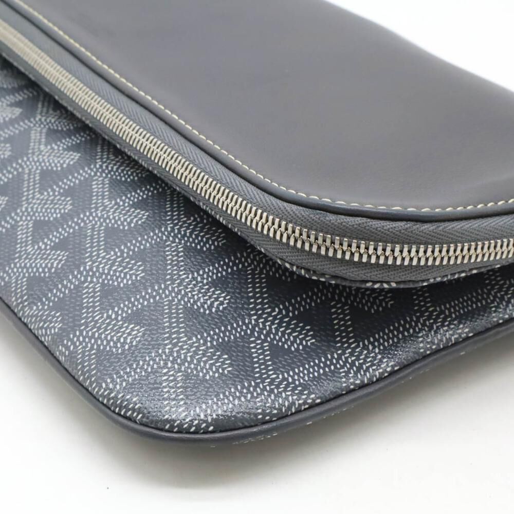 Goyard Clutch