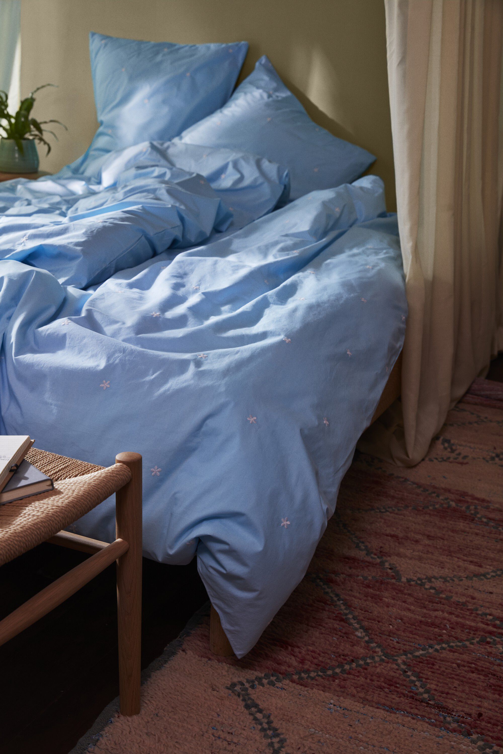 Daisy Senget&oslash;j 140x200 cm lys bl&aring; DK