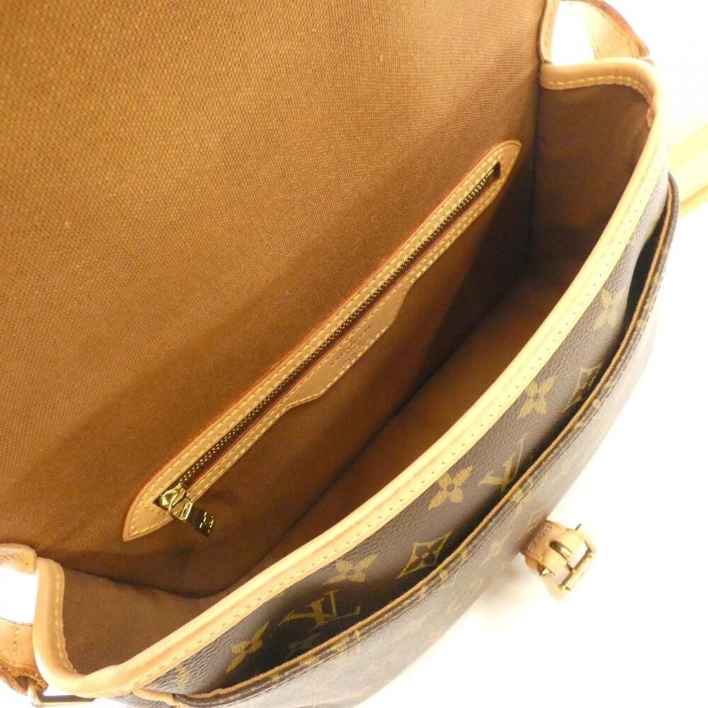 Louis Vuitton Shoulder Bags