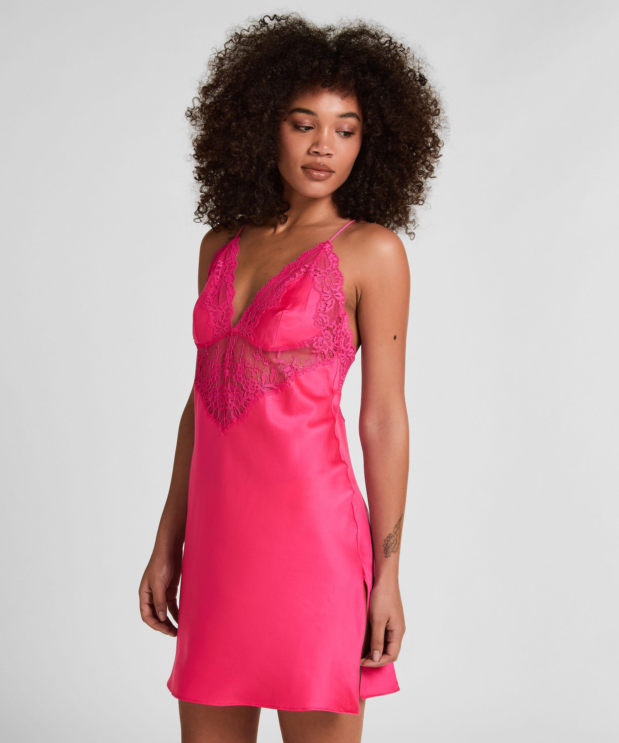 SD SATIN LACE GABRI