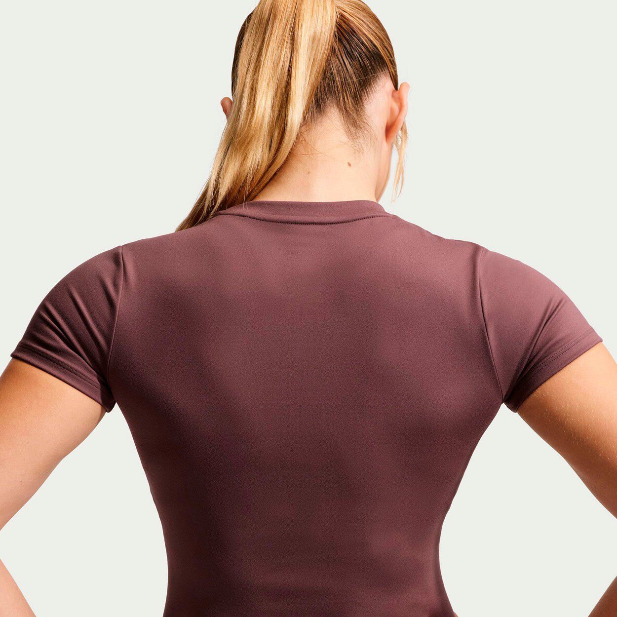 One Tr&aelig;nings T-shirt